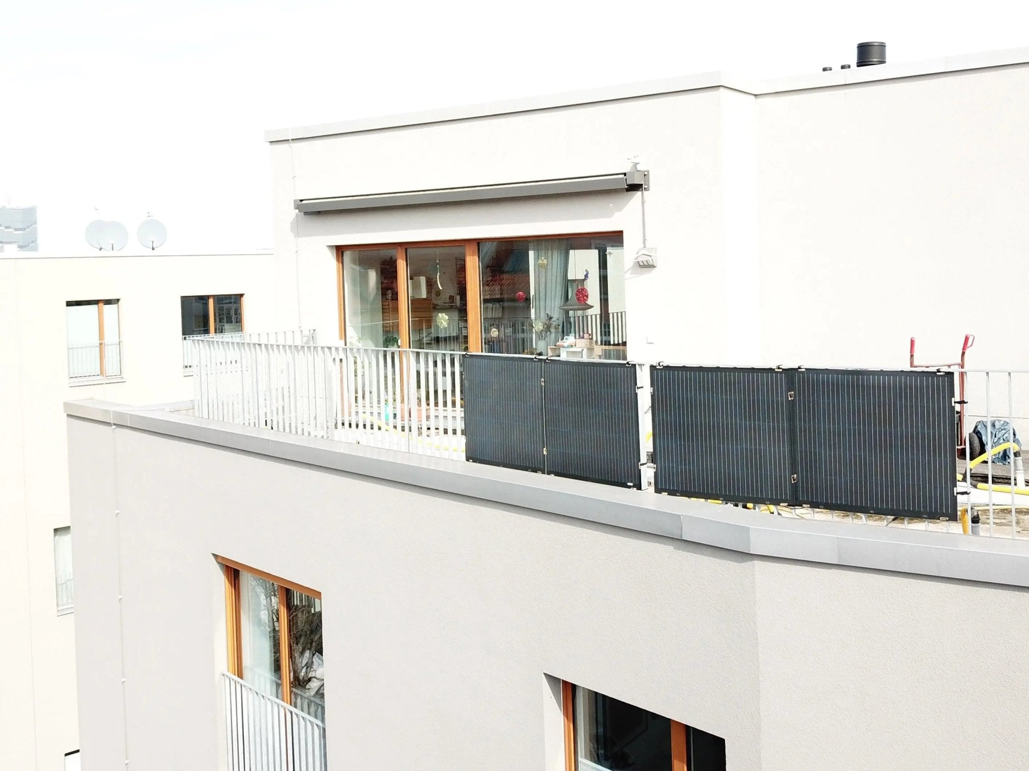Sunman eArc 150 Wp Ultraleicht-PV-Modul Sunman SMF150M-6X05DB - Leichte Balkonkraftwerke | BalkonSolar Deutschland